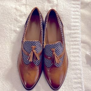 Tan Herringbone Tassel Oxford